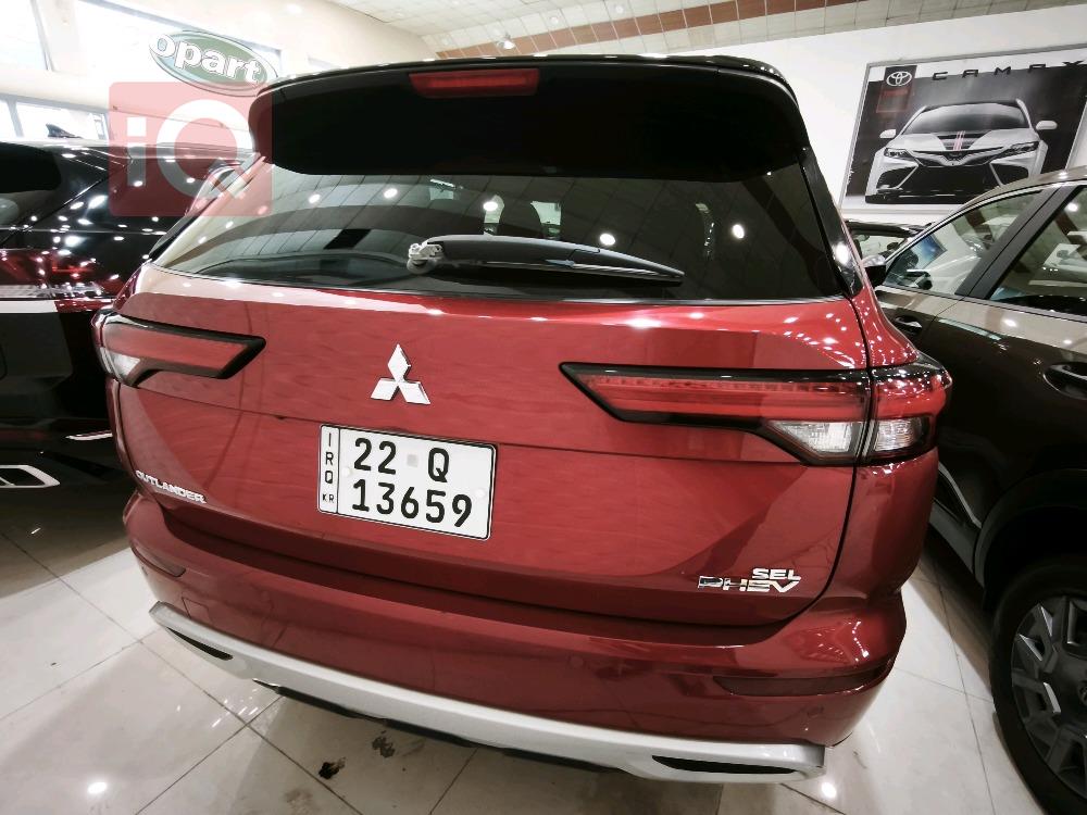 ميتسوبيشي اوتلاندر